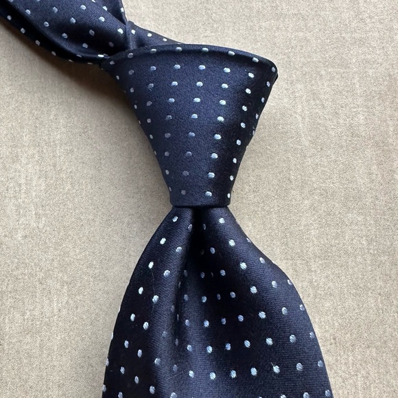 burma bibas tie